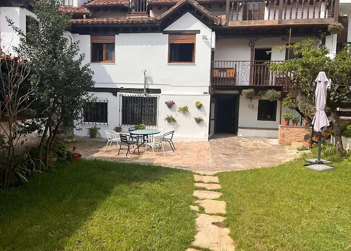 La Casa Del Ebanista - Santillana *